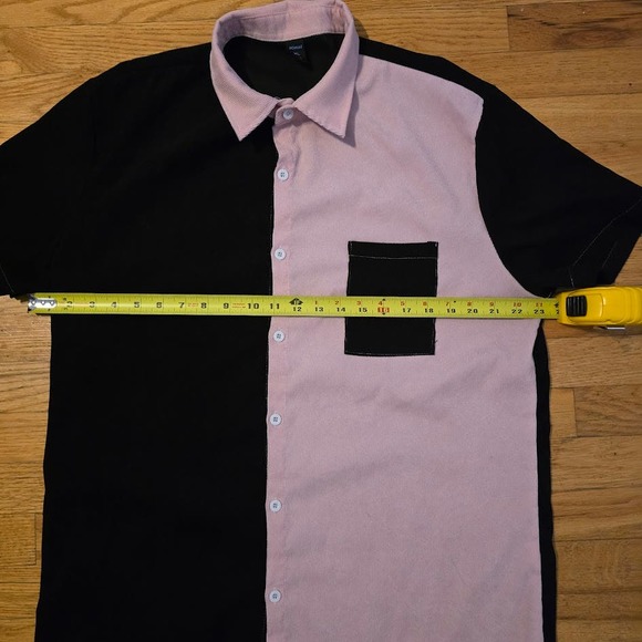 Men’s Romwe XL Button Down Shirt Short Sleeve Pink/Black 90s Style - Picture 4 of 5